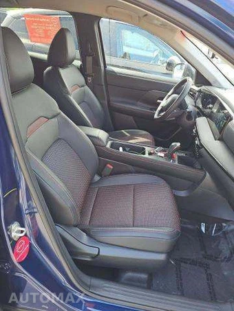 2026 Nissan Kicks SR – miniatura 17