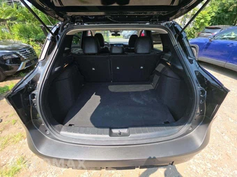 2026 Nissan Kicks SR – miniatura 14