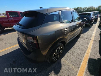 2026 Nissan Kicks SV - miniatura 4