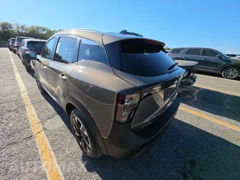2026 Nissan Kicks SV - miniatura 6
