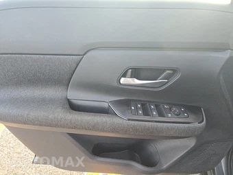 2026 Nissan Kicks SV - miniatura 9