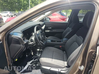 2026 Nissan Kicks SV – miniatura 13