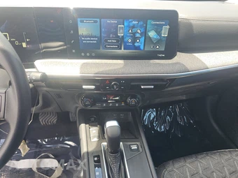 2026 Nissan Kicks SV – miniatura 17