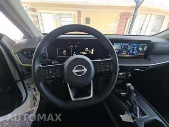 2026 Nissan Kicks SV – miniatura 10