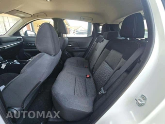 2026 Nissan Kicks SV – miniatura 13