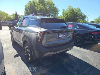 2026 Nissan Kicks SV – miniatura 2