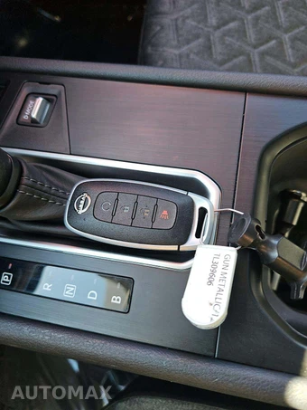 2026 Nissan Kicks SV – miniatura 8