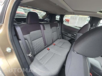 2026 Nissan Kicks SV – miniatura 16