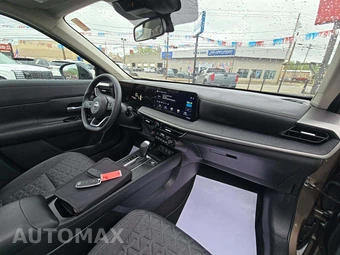 2026 Nissan Kicks SV – miniatura 19
