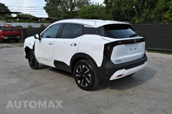 2026 Nissan Kicks SV - miniatura 3