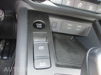 2026 Nissan Kicks SV - miniatura 25