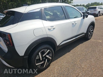 2026 Nissan Kicks SV – miniatura 4