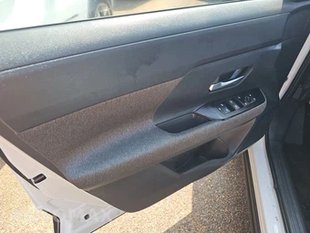 2026 Nissan Kicks SV – miniatura 9