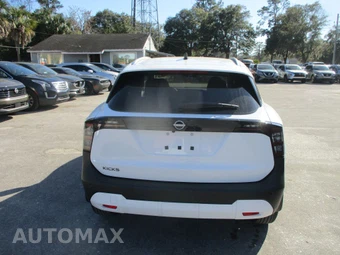 2026 Nissan Kicks SV - miniatura 7