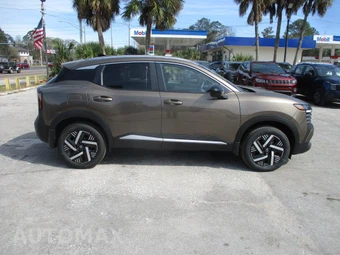 2026 Nissan Kicks SV - miniatura 7