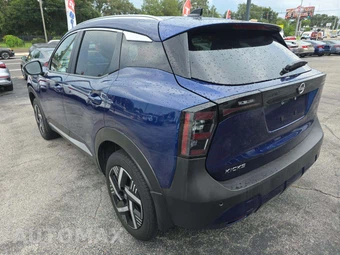 2026 Nissan Kicks SV - miniatura 2