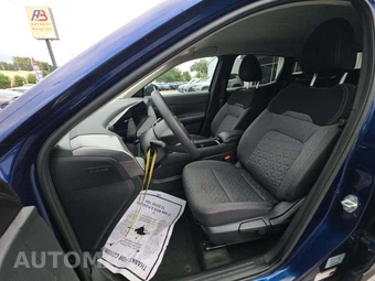 2026 Nissan Kicks SV - miniatura 6