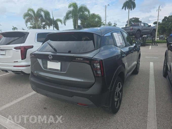 2026 Nissan Kicks SV – miniatura 3