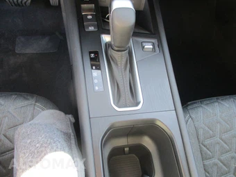 2026 Nissan Kicks SV - miniatura 18