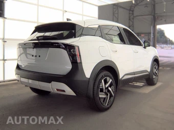 2026 Nissan Kicks SV - miniatura 4