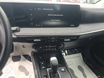 2026 Nissan Kicks SV - miniatura 17