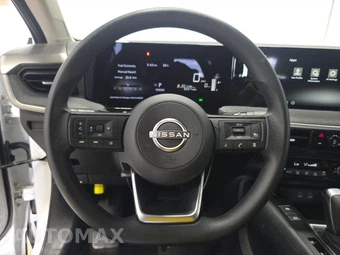 2026 Nissan Kicks SV – miniatura 10