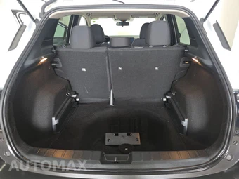2026 Nissan Kicks SV – miniatura 16