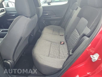 2026 Nissan Kicks SV – miniatura 13