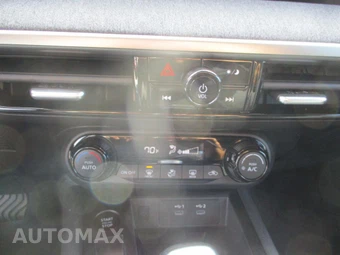 2026 Nissan Kicks SV - miniatura 24