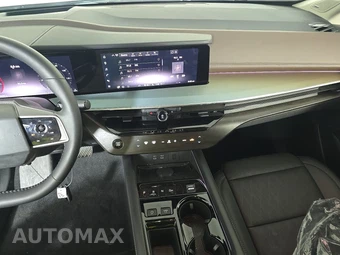 2026 Nissan Murano Platinum – miniatura 11