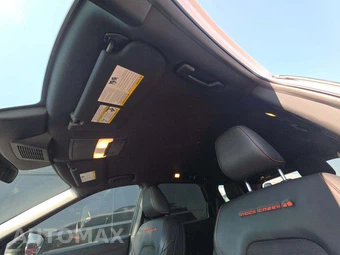 2026 Nissan Pathfinder Rock Creek – miniatura 11