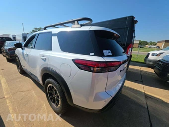 2026 Nissan Pathfinder Rock Creek – miniatura 2