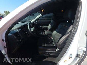 2026 Nissan Pathfinder Rock Creek – miniatura 6