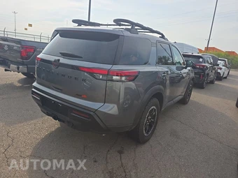 2026 Nissan Pathfinder Rock Creek - miniatura 4