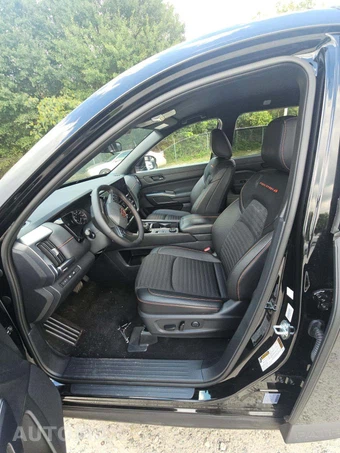 2026 Nissan Pathfinder Rock Creek - miniatura 6