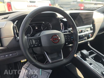 2026 Nissan Pathfinder Rock Creek – miniatura 10