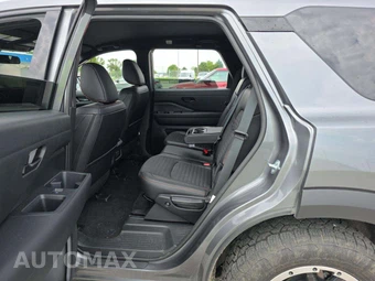 2026 Nissan Pathfinder Rock Creek – miniatura 10