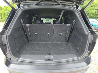 2026 Nissan Pathfinder Rock Creek – miniatura 12