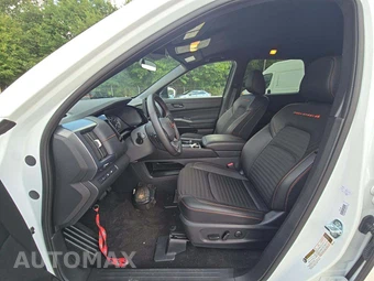 2026 Nissan Pathfinder Rock Creek – miniatura 3