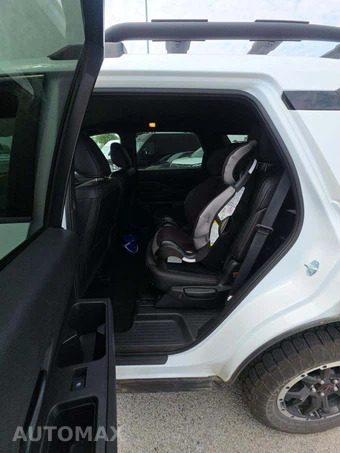 2026 Nissan Pathfinder Rock Creek - miniatura 10