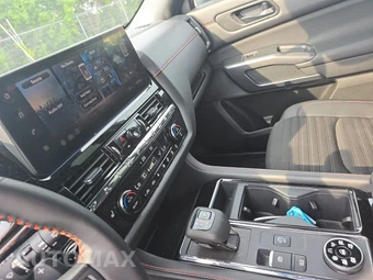 2026 Nissan Pathfinder Rock Creek - miniatura 11