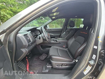 2026 Nissan Pathfinder Rock Creek – miniatura 3