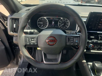 2026 Nissan Pathfinder Rock Creek – miniatura 10