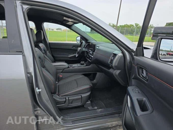 2026 Nissan Pathfinder Rock Creek – miniatura 16