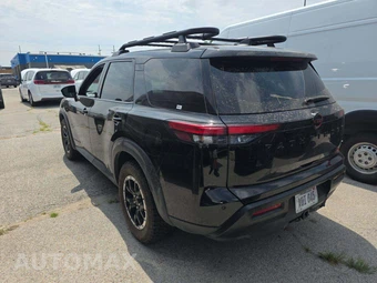 2026 Nissan Pathfinder Rock Creek – miniatura 2