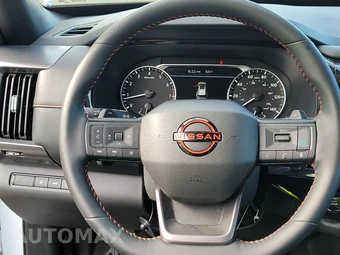 2026 Nissan Pathfinder Rock Creek - miniatura 10