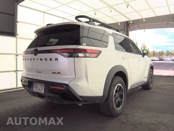 2026 Nissan Pathfinder Rock Creek - miniatura 4