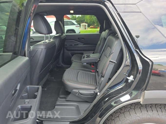 2026 Nissan Pathfinder Rock Creek – miniatura 10