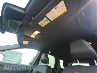 2026 Nissan Pathfinder Rock Creek – miniatura 11