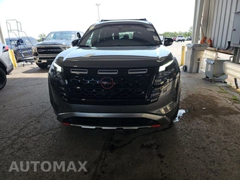 2026 Nissan Pathfinder Rock Creek - miniatura 2